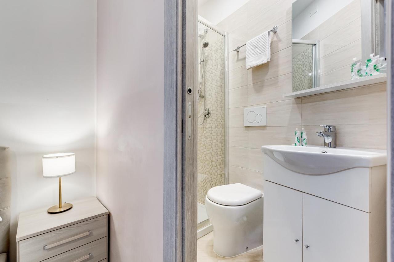 BDC - Prestige 3Bdr 3Bath in Monti District Appartement Rome Buitenkant foto